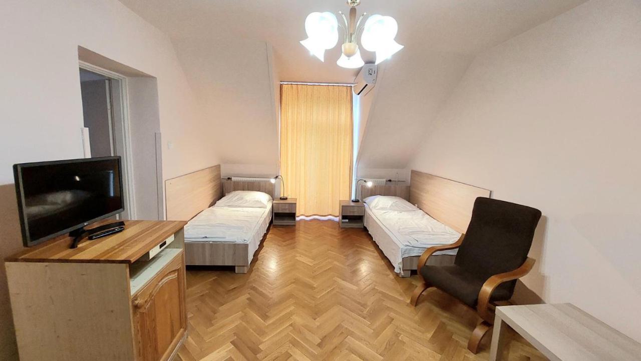 Thermal Apartmanhaz Комаром Экстерьер фото