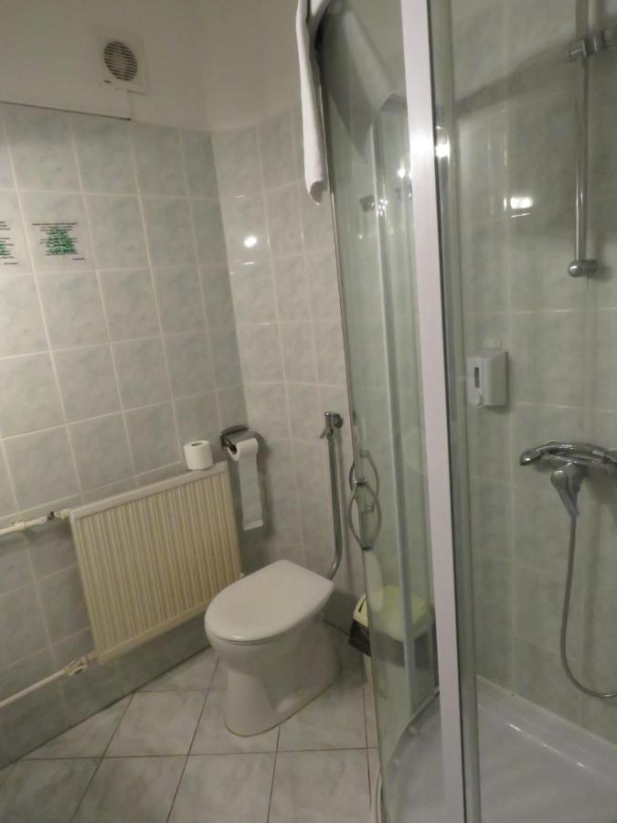 Thermal Apartmanhaz Комаром Экстерьер фото