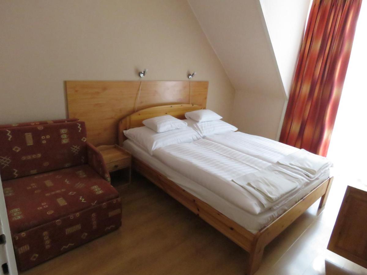 Thermal Apartmanhaz Комаром Экстерьер фото